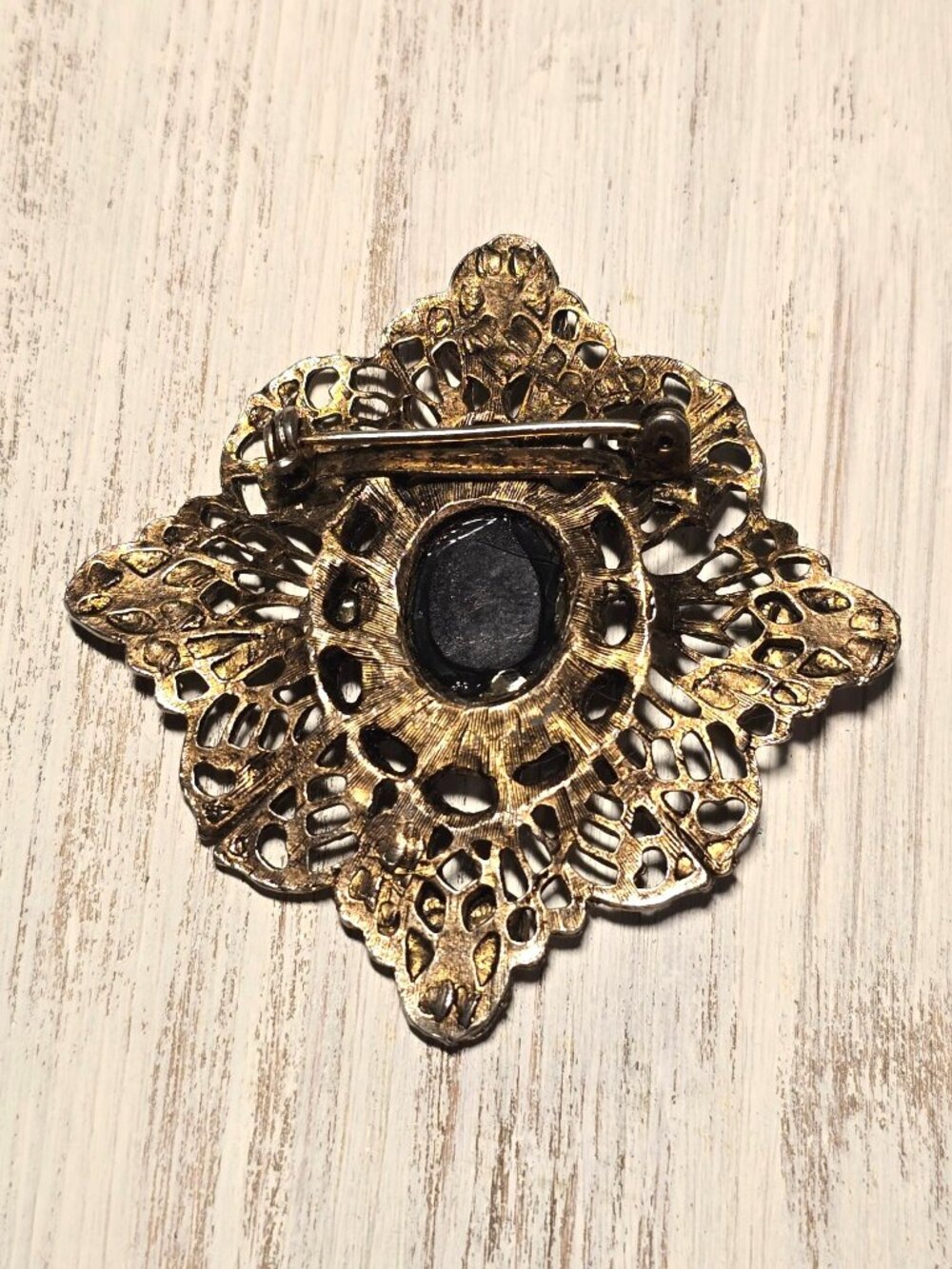 Vintage Victorian Revival Filigree Three Graces Cameo Brooch Gothic Baroque Pin - Picture 4 of 6